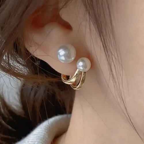 DIVA DOUBLE PEARL ARC STUD