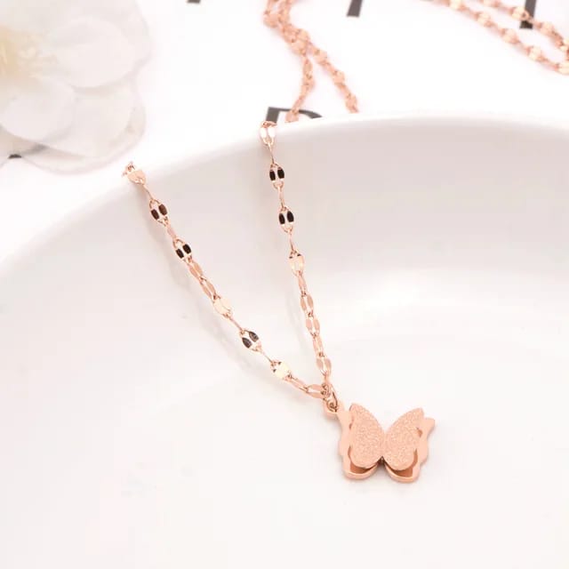 DIVA WATERPROOF BUTTERFLY PENDANT WITH CHAIN