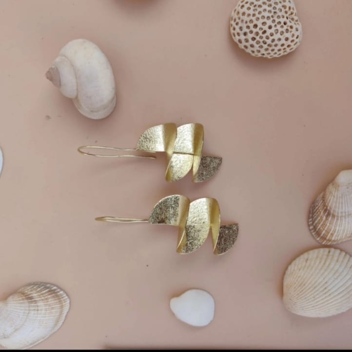 Golden Twisted Earring